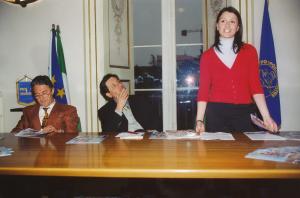 13 2002 Presentazione ufficiale Giallo+Blu [4 apr] (4)